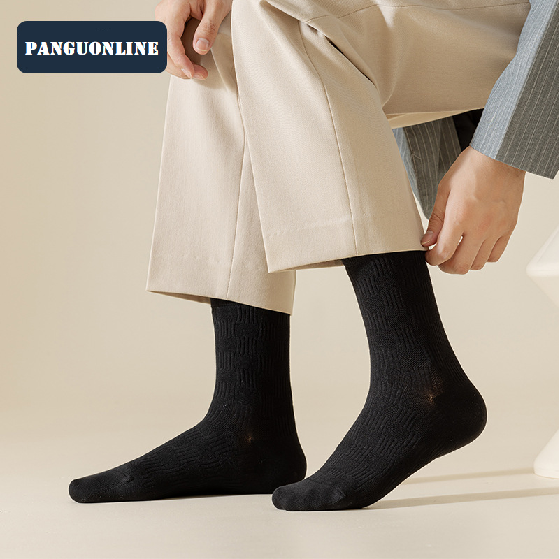 Men's new dark pattern design, atmospheric business color, high-end and simple, unbreakable solid color, mid tube socks